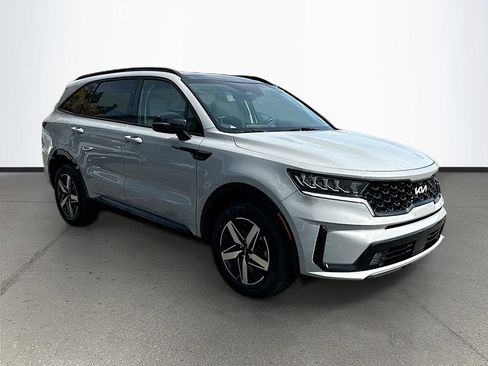 Certified 2023 Kia Sorento EX w/ Panoramic Sunroof Package image 1