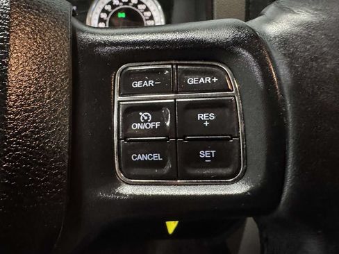 Used 2017 RAM 1500 Big Horn AWD/4WD image 24
