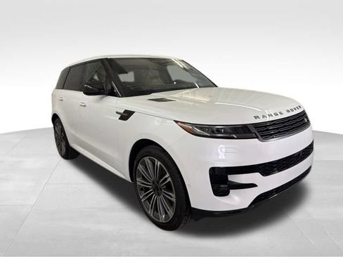 New 2026 Land Rover Range Rover Sport SE image 3