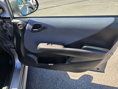 Used 2008 Honda Fit Sport image 26