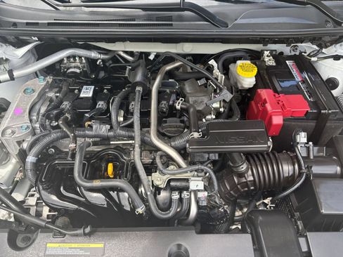 Used 2025 Nissan Sentra SV FWD image 27