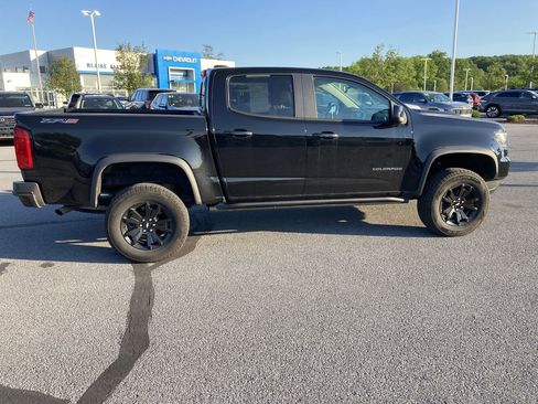 Used 2022 Chevrolet Colorado ZR2 w/ ZR2 Midnight Special Edition AWD/4WD image 8