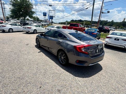 Used 2019 Honda Civic EX image 22