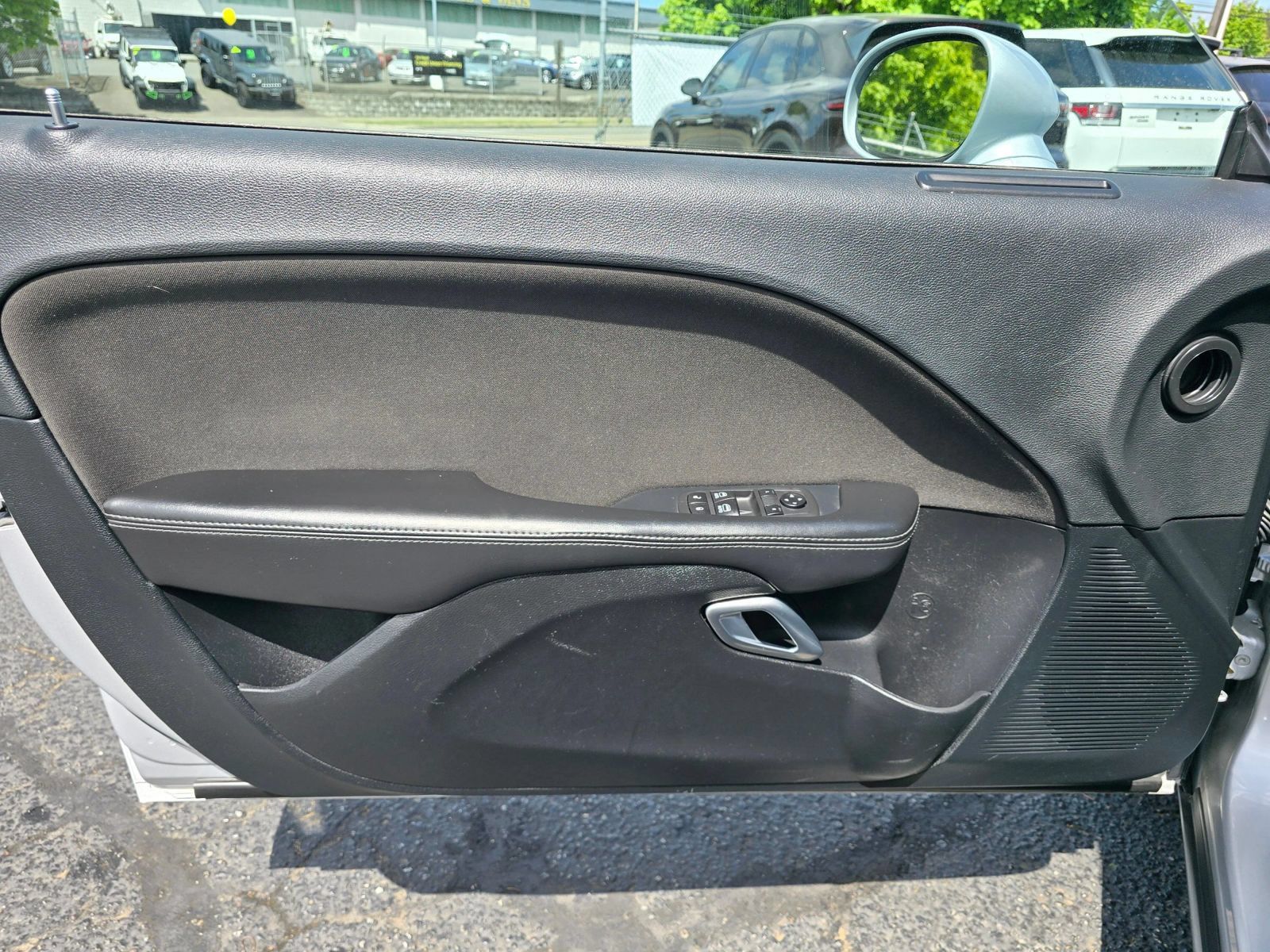 Used 2020 Dodge Challenger SXT RWD image 23