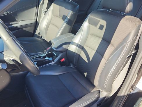 Used 2016 Honda Accord Sport image 16