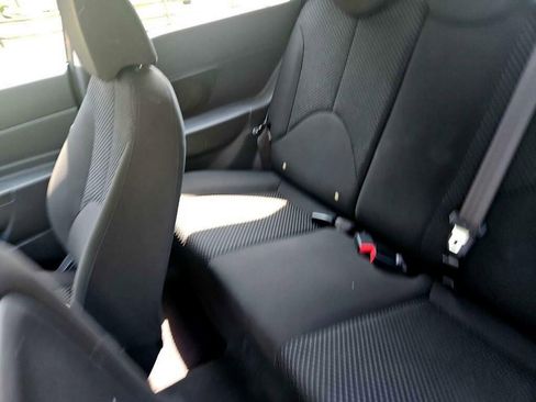 Used 2011 Hyundai Accent GS image 33