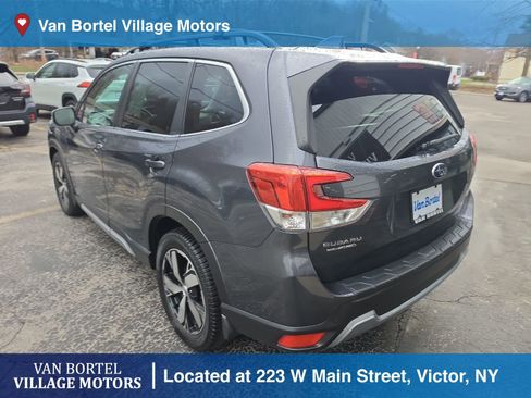 Used 2021 Subaru Forester Touring image 7