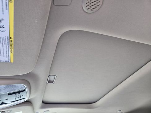 Used 2019 Jeep Grand Cherokee Limited RWD image 19