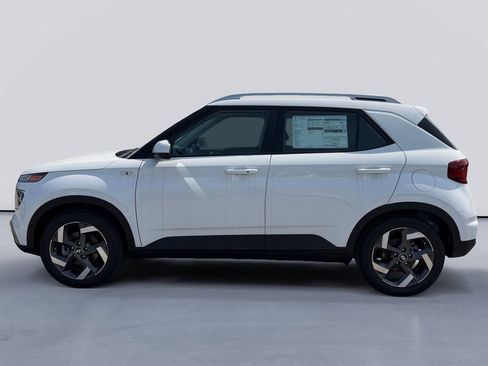 New 2026 Hyundai Venue SEL FWD image 6