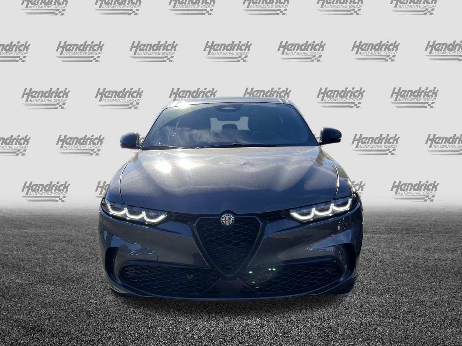 Used 2024 Alfa Romeo Tonale Veloce AWD/4WD image 3
