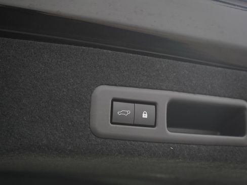 Used 2020 Lexus RX 450h AWD w/ Luxury Package image 21