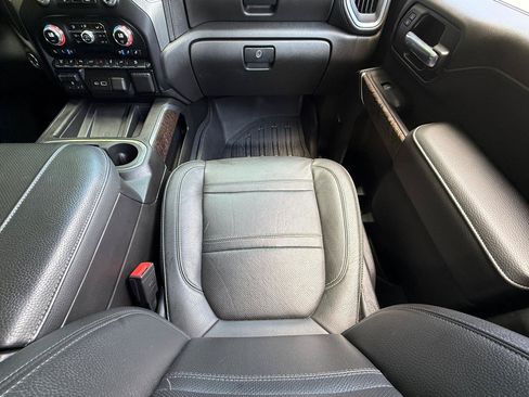 Used 2023 GMC Sierra 2500 Denali w/ Denali Ultimate Package AWD/4WD image 42