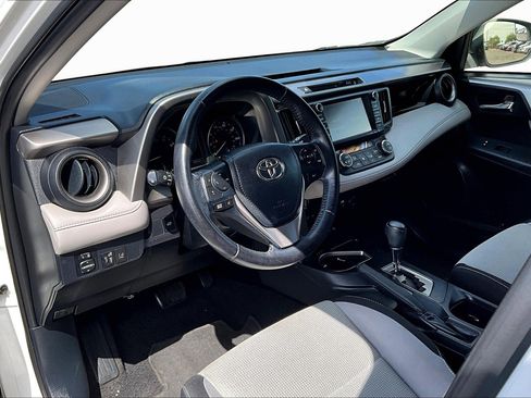 Used 2017 Toyota RAV4 XLE image 11