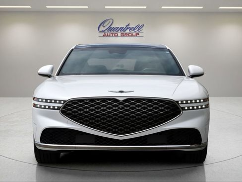 Used 2025 Genesis G90 3.5T AWD/4WD image 9