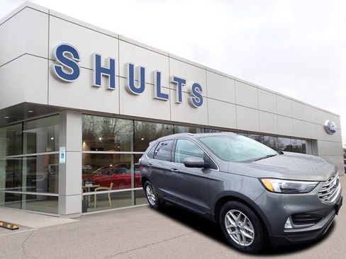 Used 2022 Ford Edge SEL w/ Convenience Package image 3