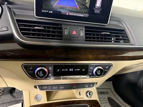 Used 2019 Audi Q5 2.0T Premium Plus w/ Premium Plus Package AWD/4WD image 20