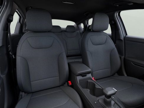 New 2026 Kia K4 FWD image 15