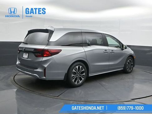 New 2026 Honda Odyssey Elite image 2