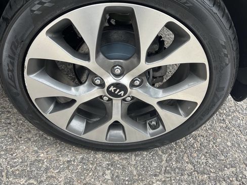 Used 2012 Kia Soul ! w/ Premium Pkg image 19