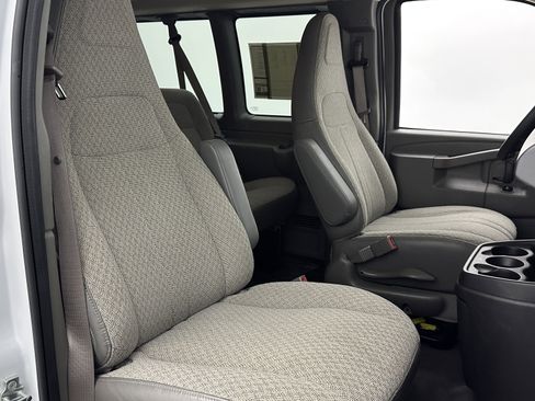 Used 2024 Chevrolet Express 3500 LT w/ LT Preferred Equipment Group image 29