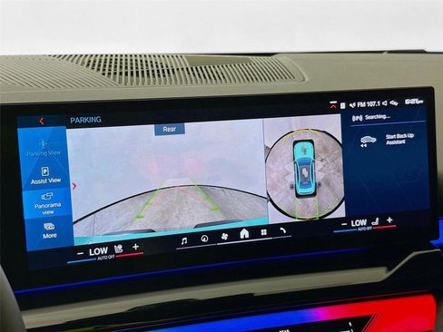 Used 2025 BMW M5 w/ Carbon Package image 14