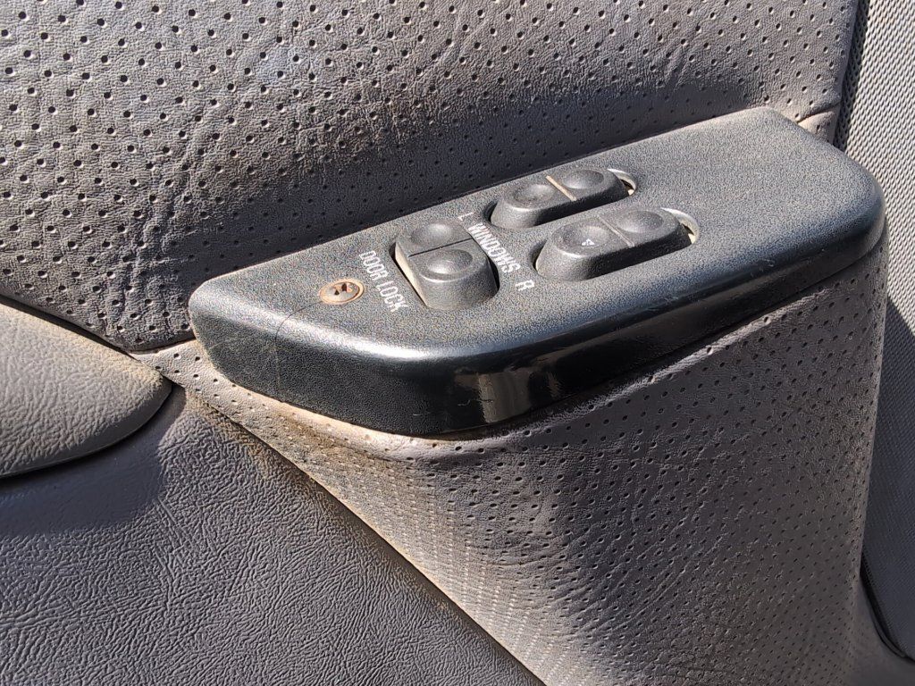 Used 1995 Ford F150 4x4 Regular Cab image 10