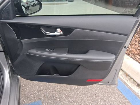 Used 2023 Kia Forte GT-Line FWD image 17