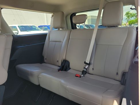 Used 2024 Ford Expedition Max XLT AWD/4WD image 17