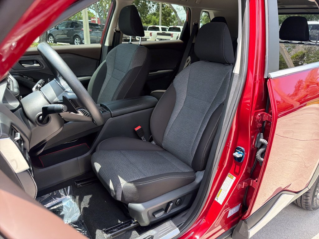 Certified 2023 Nissan Rogue SV FWD image 31