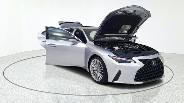 Used 2023 Lexus IS 300 w/ Premium Package RWD image 11
