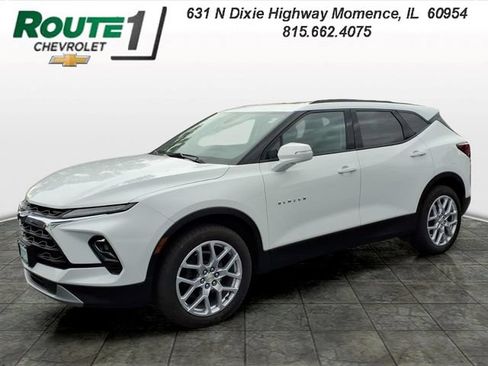 Used 2024 Chevrolet Blazer LT AWD/4WD image 1
