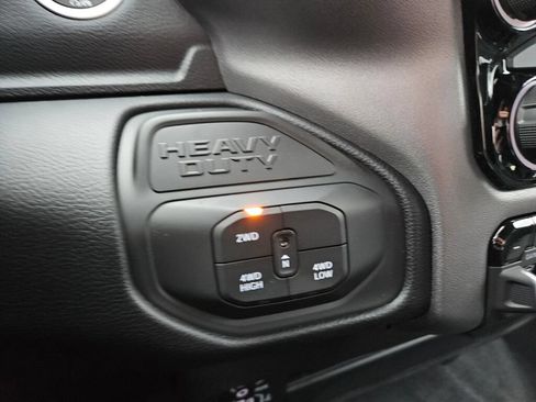 New 2026 RAM 2500 Big Horn AWD/4WD image 24