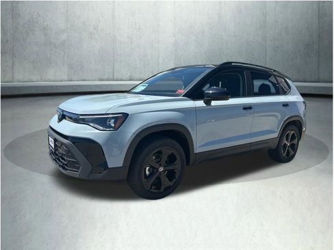 New 2026 Volkswagen Taos SE AWD/4WD image 1