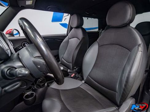 Used 2009 MINI Cooper John Cooper Works image 15
