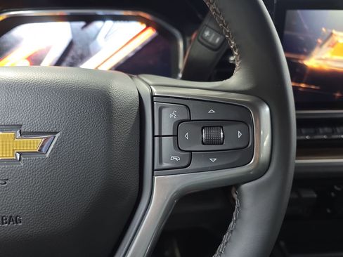 Used 2026 Chevrolet Silverado 2500 LT w/ Safety Package AWD/4WD image 17