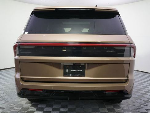 New 2026 Lincoln Navigator Black Label AWD/4WD image 5