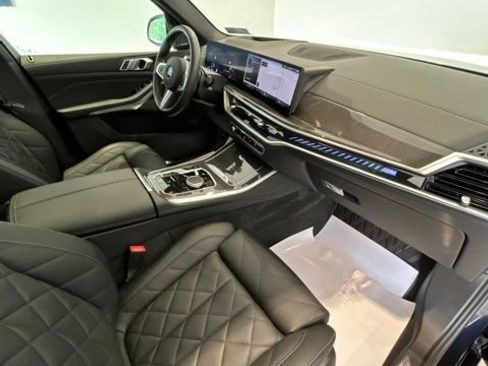 Used 2025 BMW X5 M60i w/ Climate Comfort Package AWD/4WD image 11