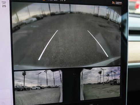 Used 2020 Tesla Model Y Long Range image 22