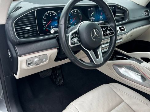 Used 2022 Mercedes-Benz GLE 350 4MATIC w/ Premium Package image 18