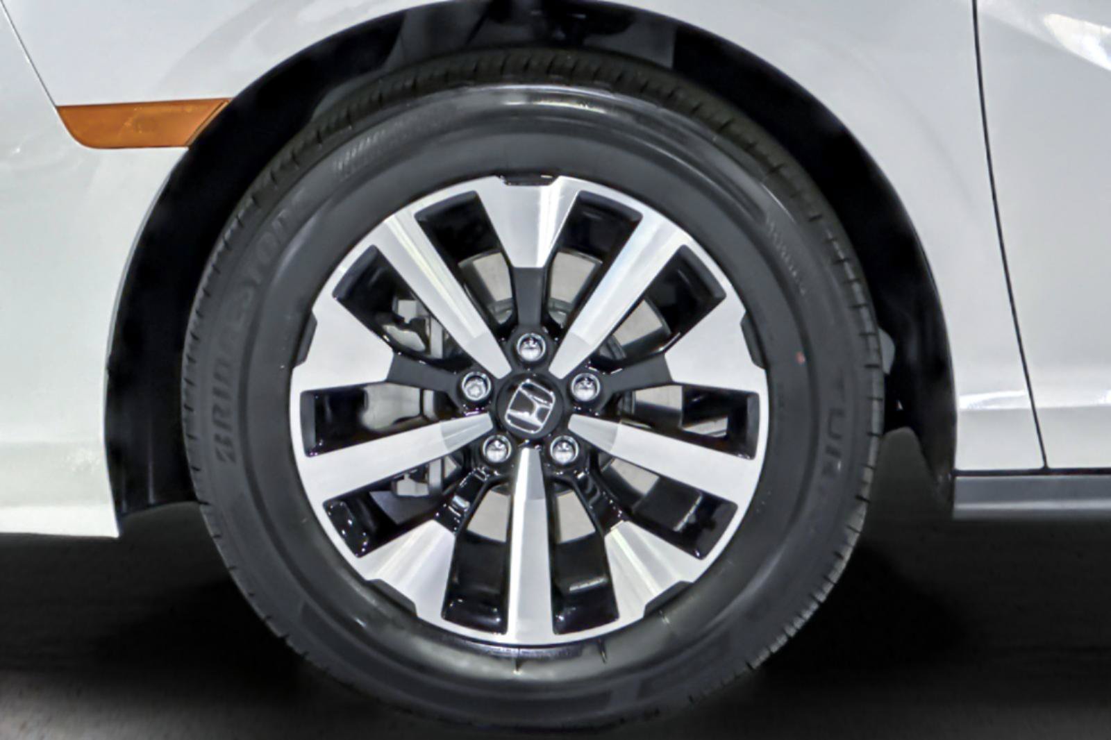 New 2027 Honda Odyssey EX-L image 25