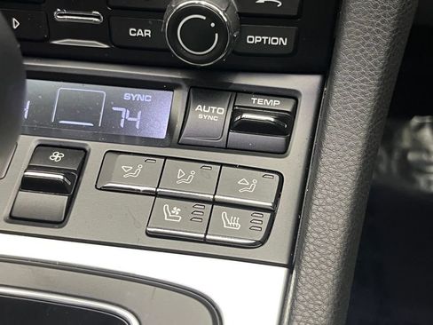 Used 2015 Porsche 911 Carrera S image 18