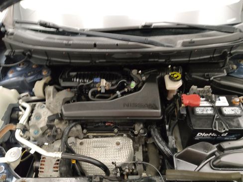 Used 2016 Nissan Rogue SV AWD/4WD image 30