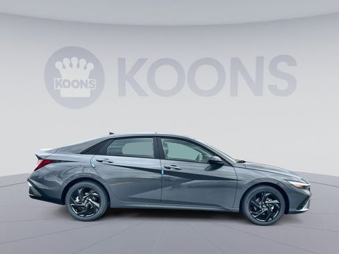 New 2026 Hyundai Elantra Sport image 8