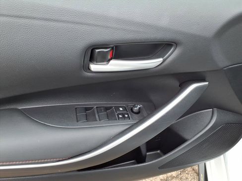 Used 2023 Toyota Corolla SE image 13