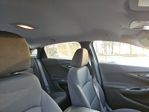 Used 2020 Chevrolet Malibu LS image 13