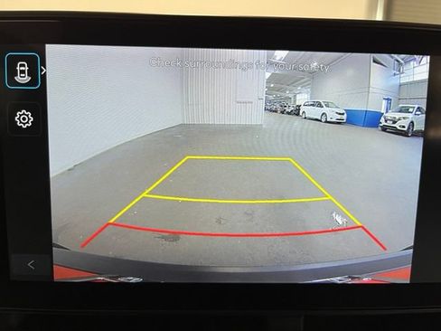 Used 2024 Hyundai Kona SEL FWD image 28