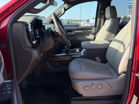 New 2026 Chevrolet Silverado 1500 RST w/ Z71 Off-Road Package AWD/4WD image 11