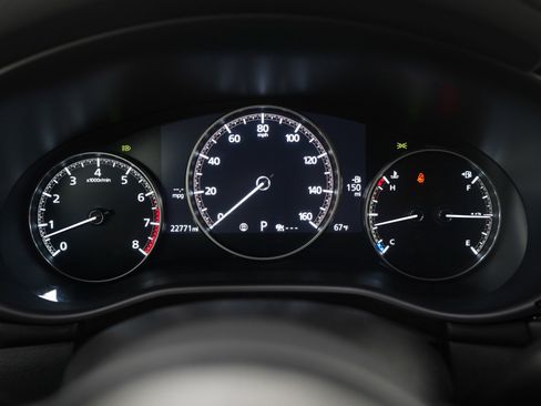 Used 2023 MAZDA MAZDA3 s image 24