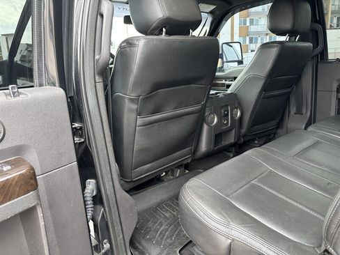 Used 2015 Ford F250 Platinum image 39