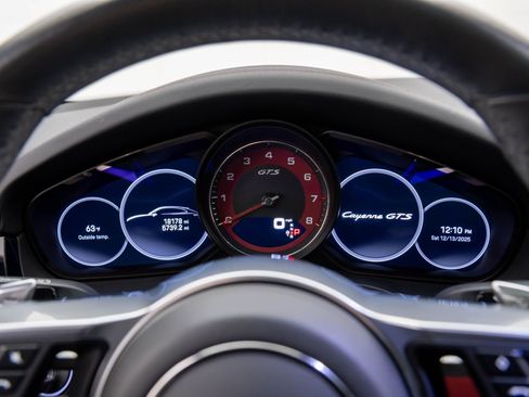 Certified 2023 Porsche Cayenne GTS image 21
